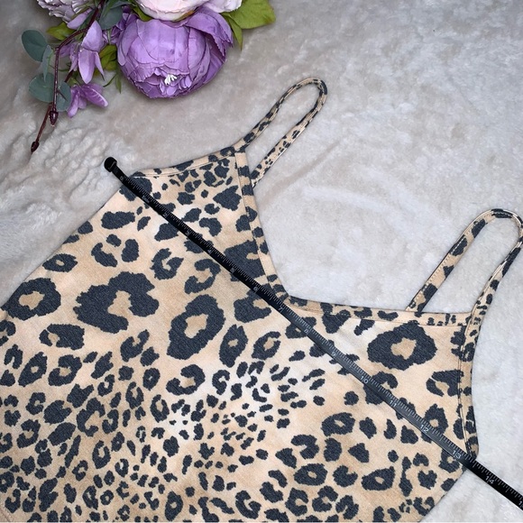 SEE NEW LISTING NWT Forever 21 Leopard Print Crop Tank - Picture 7 of 9
